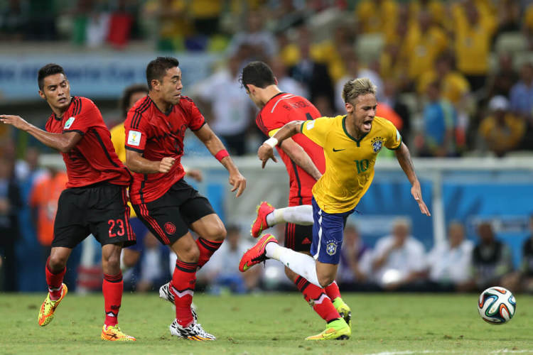 Neymar diving in World Cup