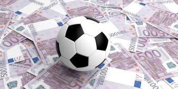 Football on 500 euro notes