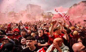 Nottingham Forest fans celebrating